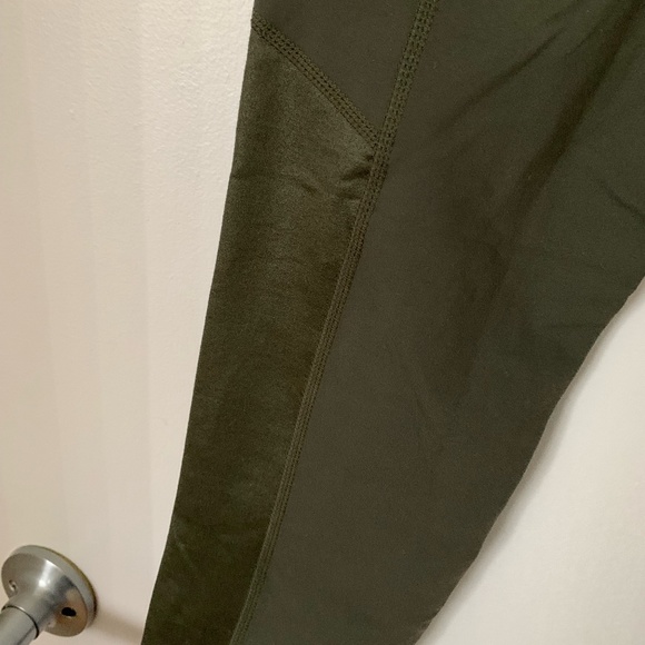 Joylab Green Leggings - Picture 3 of 4